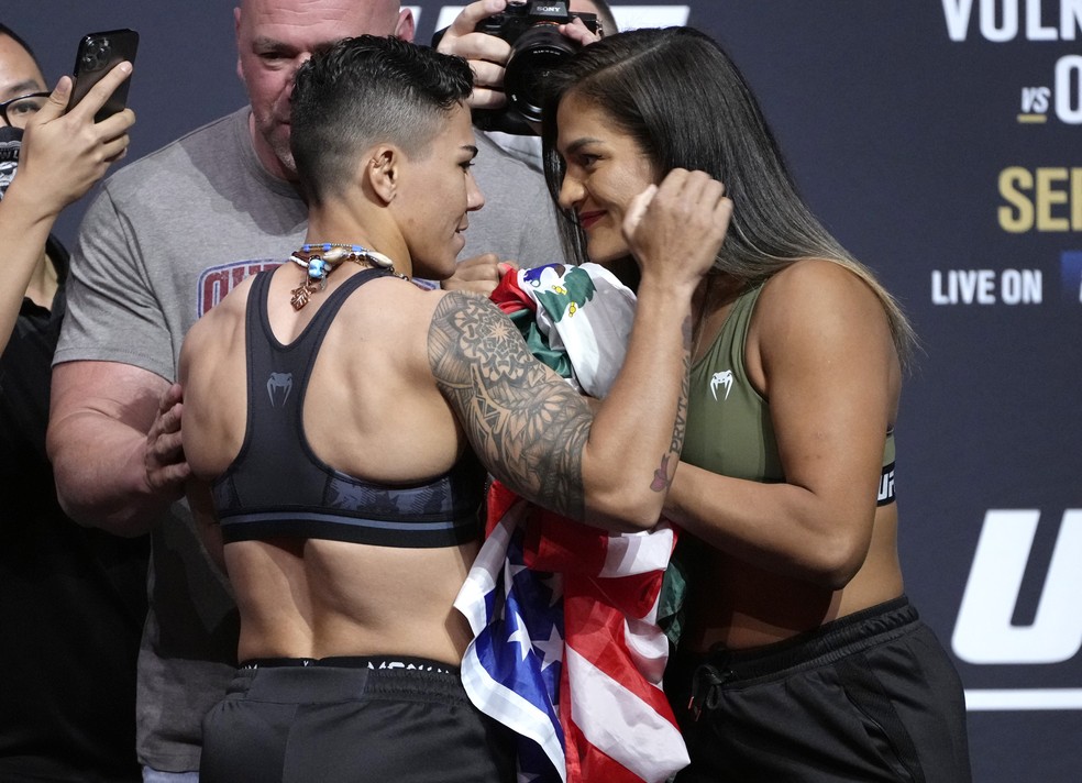 Jéssica Bate-Estaca e Cynthia Calvillo abrem o card principal do UFC 266 — Foto: Getty Images