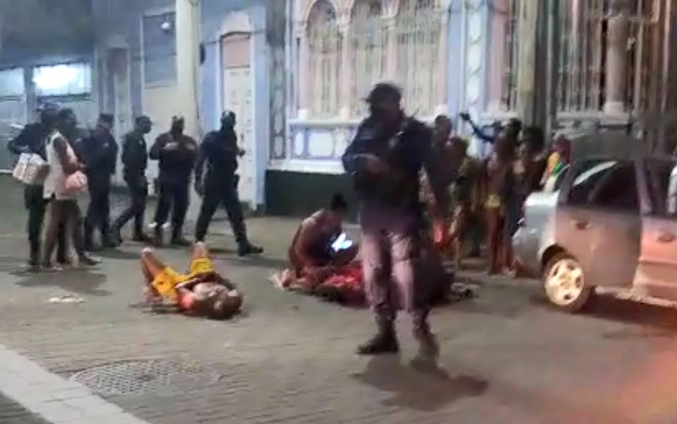 Duas pessoas são baleadas no Porto da Barra, em Salvador — Foto: Arquivo pessoal