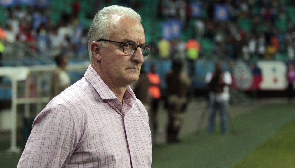 Dorival J&uacute;nior em a&ccedil;&atilde;o no empate do Flamengo com o Bahia &mdash; Foto: Staff Images/Flamengo