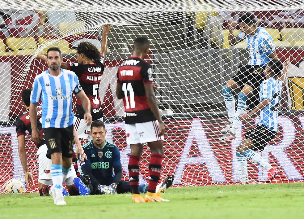Flamengo foi eliminado pelo Racing no Maracan&atilde; &mdash; Foto: Andr&eacute; Dur&atilde;o