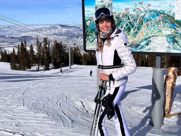Luciana Gimenez curte neve no Colorado, EUA (Foto: Reprodução/Instagram)