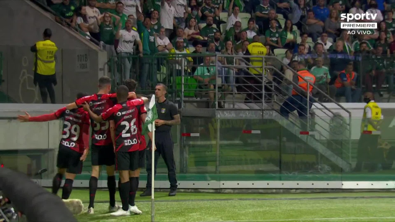 Melhores momentos: Palmeiras 0 x 2 Athletico-PR pela 15ª rodada da Série A