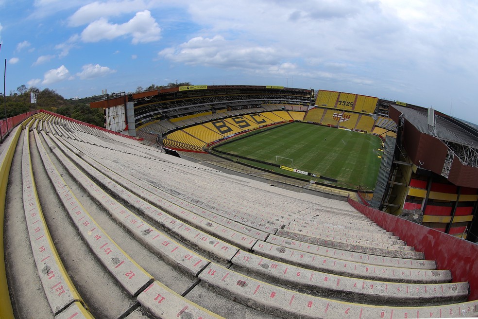Arquibancadas do Estádio Monumental de Guayaquil, também conhecido como Isidro Romero Carbo — Foto: Getty Image