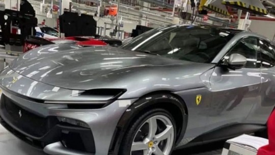 SUV da Ferrari vaza antes da hora, mas está pronto para encarar o Lamborghini Urus