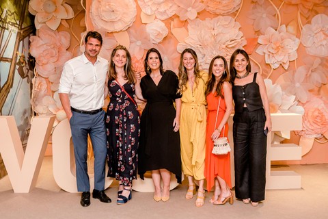 Da esquerda para direita: Henrique Baez, Renata Reis, Fabiana Leite, Fabiola Cabral, Joana Nolasco e Geisa Rabello