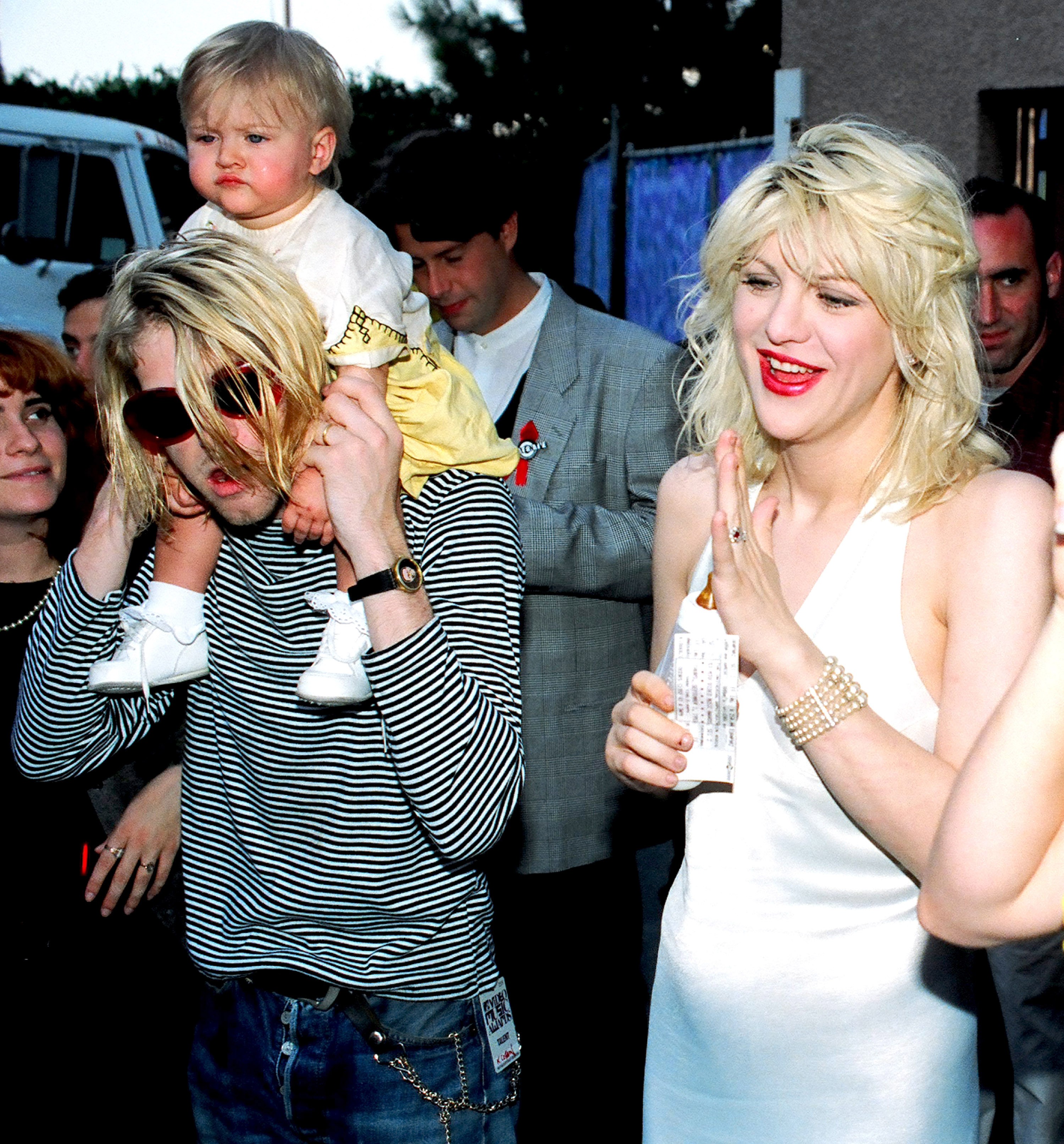 Kurt Cobain of Nirvana with wife Courtney Love and daughter Frances Bean Cobain (Photo by Jeff Kravitz/FilmMagic, Inc) (Foto: FilmMagic, Inc)