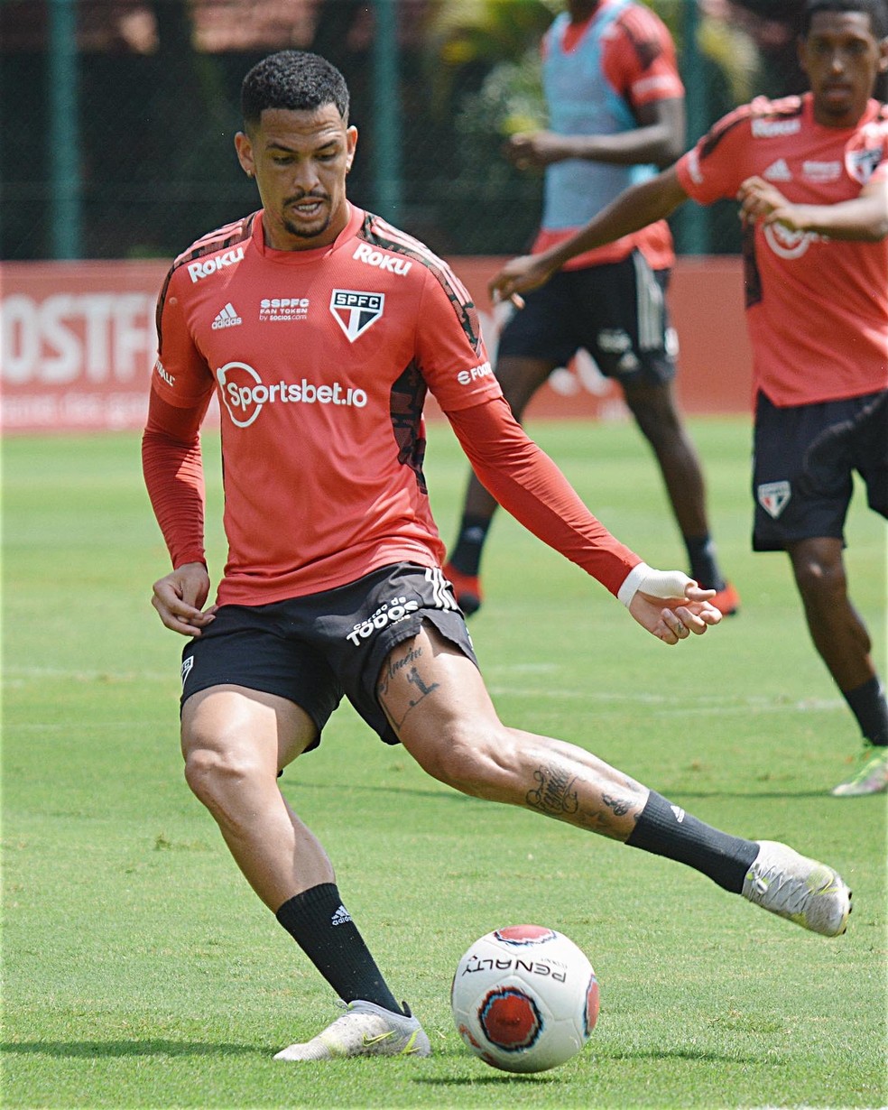 Luciano em treino do São Paulo — Foto: @SaoPauloFC