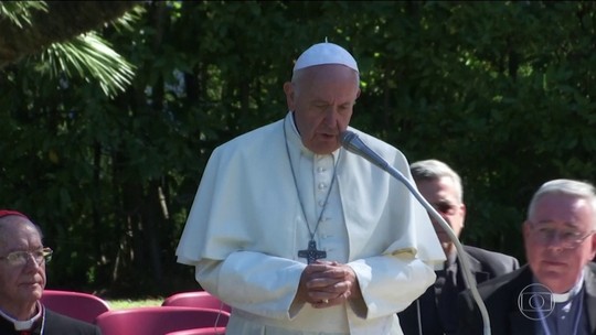 Papa Francisco diz que Amazônia precisa do 'fogo do amor' e não do 'fogo ateado por interesses que destroem'