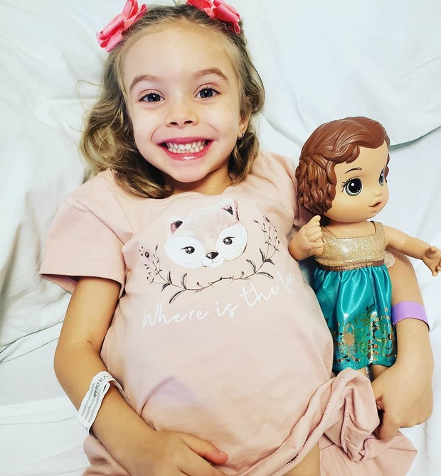 Aurora no hospital (Foto: Reprodução Instagram)