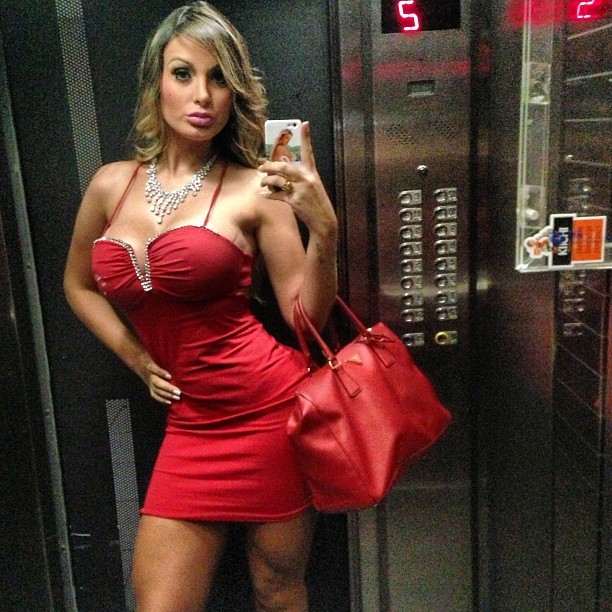 Andressa Urach Голая