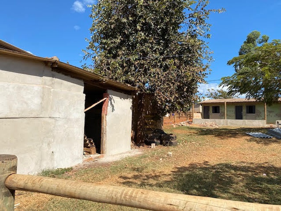 Um dos locais em condomínio no qual empregadores foram resgatados em Paracatu — Foto: Grupo de Combate ao Trabalho Escravo em Minas Gerais/ Divulgação