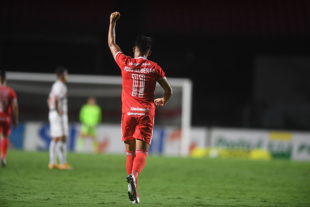  Yuri Alberto comemora um dos três gols no Morumbi — Foto: Ricardo Duarte/Divulgação, Inter