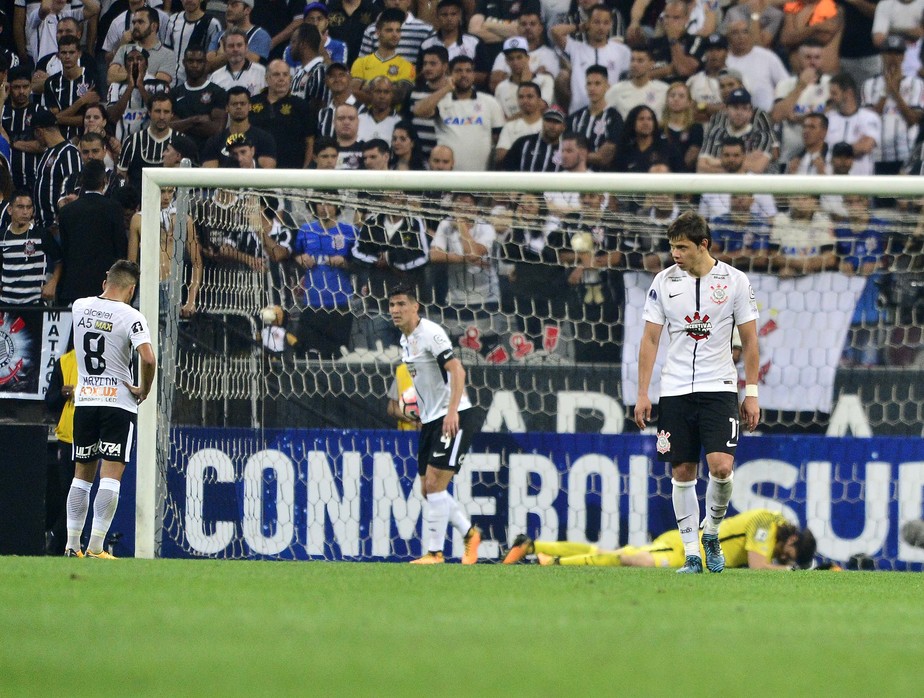 Casagrande critica discurso do Corinthians e cobra mudança de postura