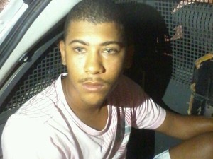 Joseano dos Santos, 20, confessou ser o dono da droga. (Foto: Divulgação/Ascom PC)