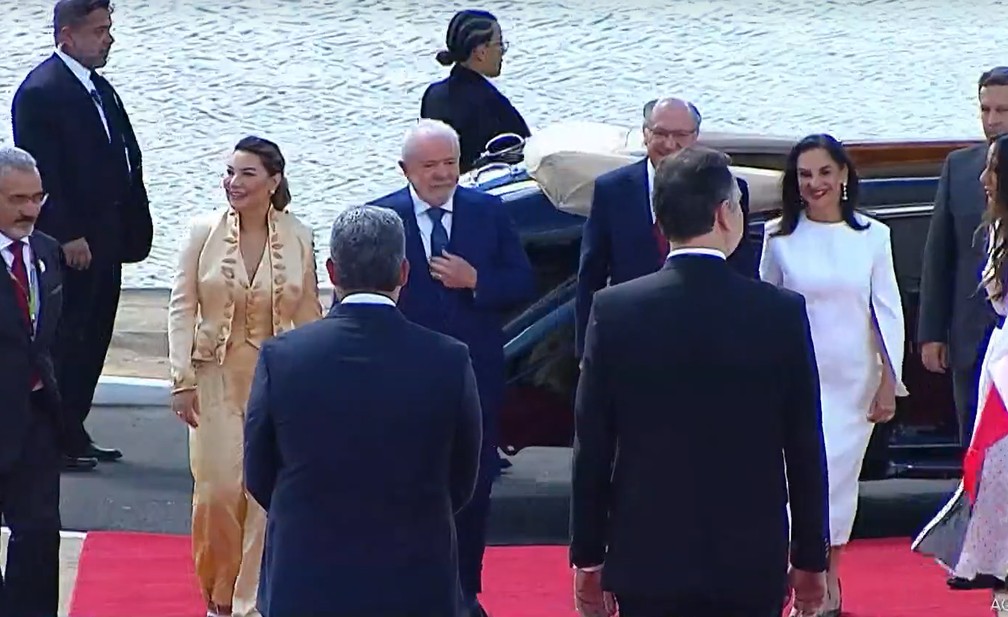 Chegada ao congresso — Foto: TV Globo/Reprodução