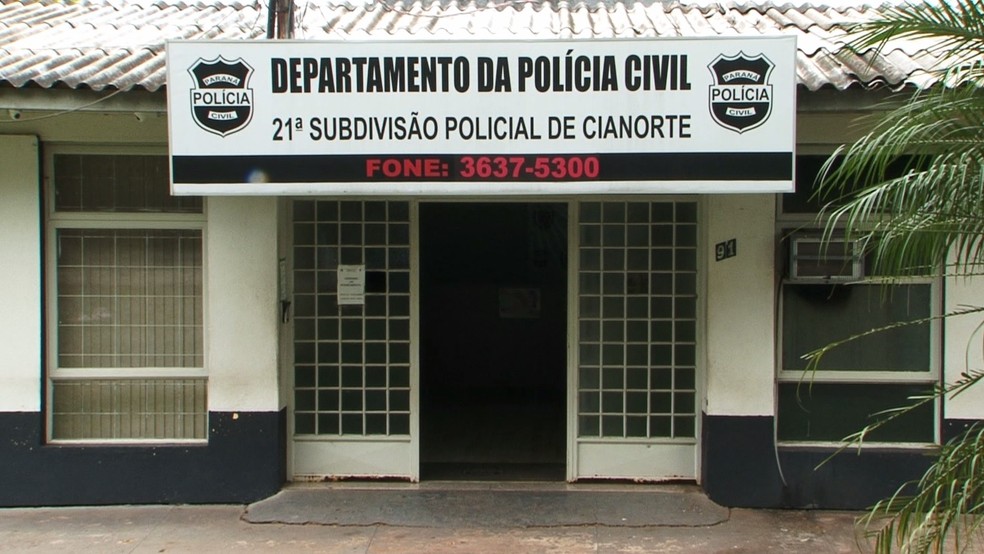 Suspeito de matar ex-mulher foi preso duas horas ap&oacute;s o crime; ele foi levado para a Delegacia de Cianorte (Foto: Reprodu&ccedil;&atilde;o/RPC)