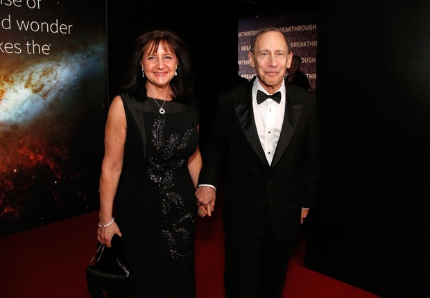 Robert Langer com a esposa, Laura Langer, no prêmio Breakthrough em 2019 (Foto: Kimberly White/Getty Images for Breakthrough Prize)