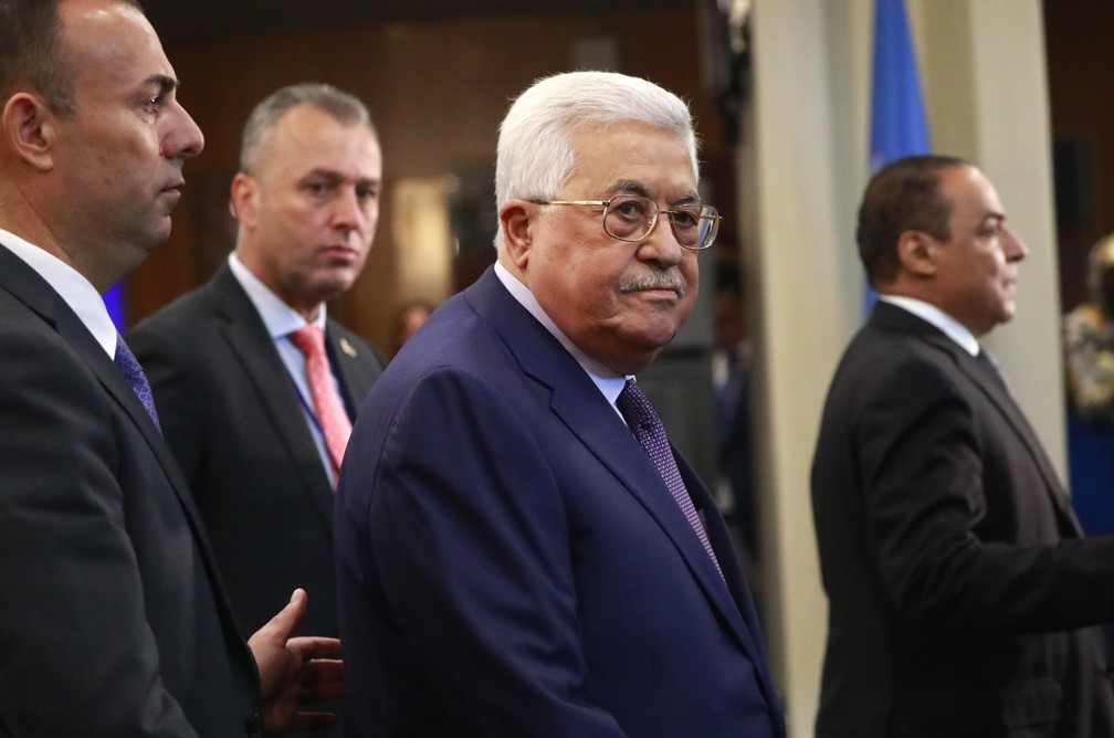 O presidente palestino, Mahmoud Abbas, chega ao debate geral da ONU nesta terça (24). — Foto: Yana Paskova/Reuters