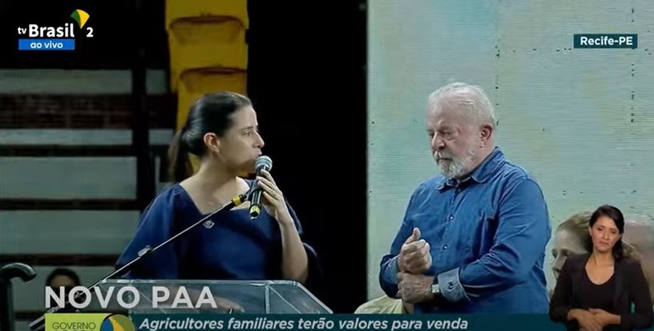 Constrangimento: ao lado de Lula, Raquel Lyra é vaiada ao discursar