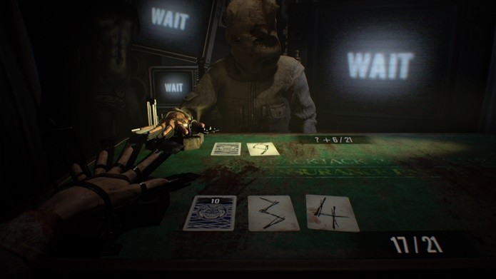 Contar as cartas é essencial para vencer no DLC de Resident Evil 7 (Foto: Reprodução/Felipe Demartini)