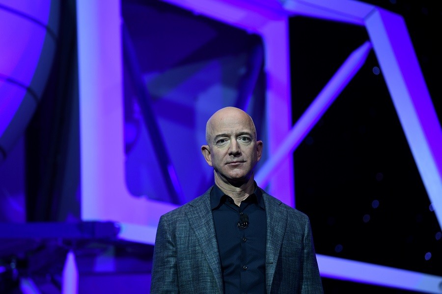 "Desde meus cinco anos de idade eu sonho em viajar ao espaço'', disse Bezos em um post no Instagram sobre o lançamento do New ShepardREUTERS