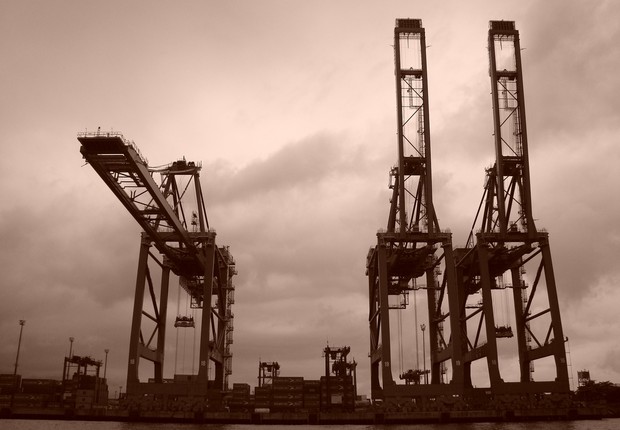 Porto de Santos: cargas foram retardadas por operação dos fiscais da Receita Federal (Foto: Pixabay)