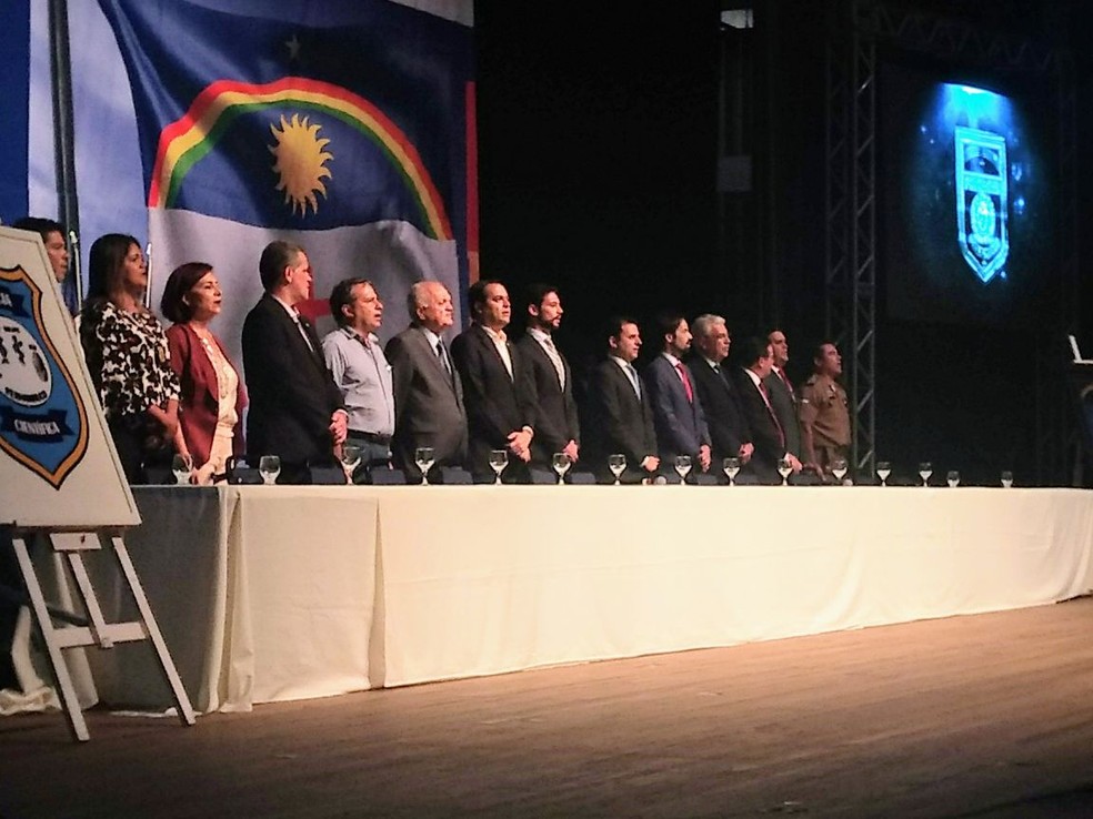 Mais de 1.200 servidores comporão o efetivo das polícias Científica e Civil de Pernambuco (Foto: Pedro Alves/G1)