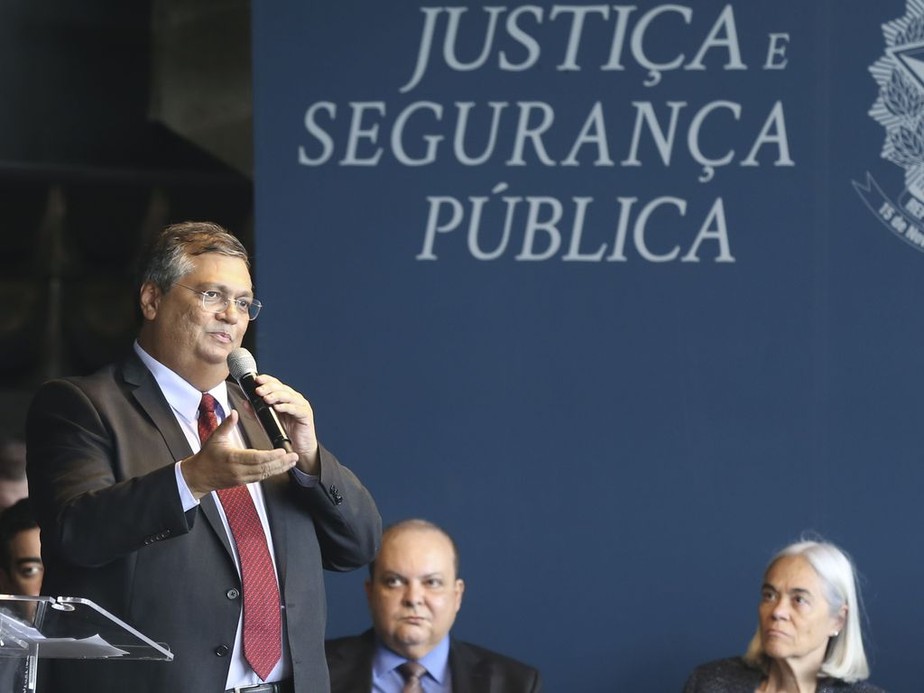 O ministro da Justiça, Flávio Dino, em cerimônia de transmissão de cargo