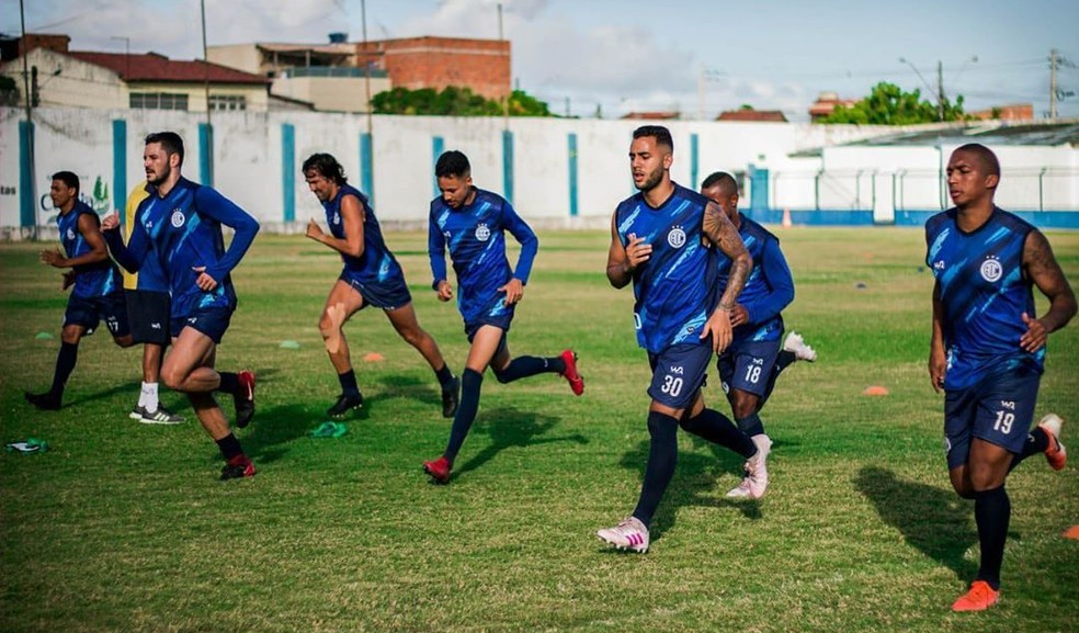 Confiança realizou pré-temporada no Estádio Sabino Ribeiro — Foto: AD Confiança