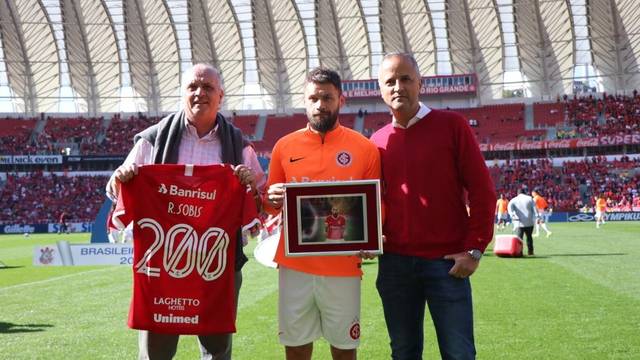 Rafael Sobis completa 200 jogos com a camisa do Internacional
