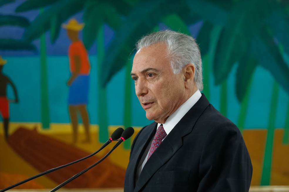 O presidente Michel Temer durante cerimÃ´nia no PalÃ¡cio do Planalto nesta quinta-feira â Foto: Cesar ItiberÃª/PresidÃªncia da RepÃºblica