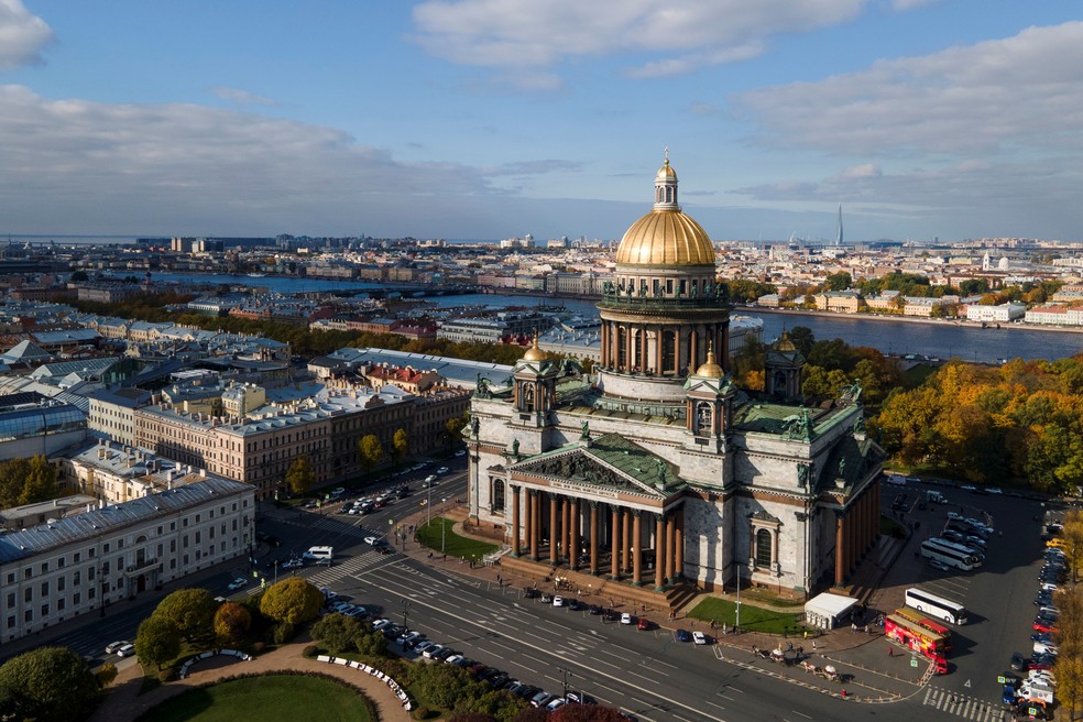 Vista aérea do centro de São Peteresburgo, onde autoridades russas dizem ter detectado um objeto voador não identifcado.  — Foto: Anton Vaganov/Reuters
