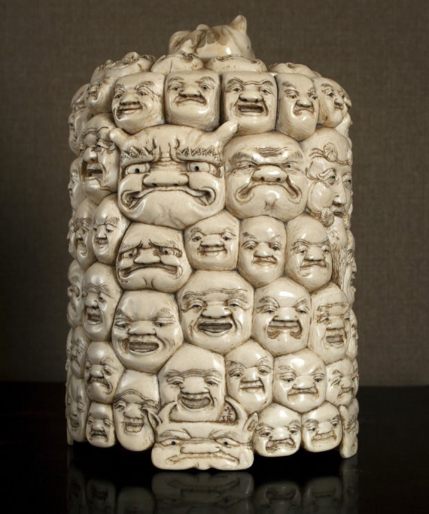 Caixa 1000 Faces (século XIX), de origem chinesa, de marfim, 20 x 16 cm de diâm., preço sob consulta (Foto: divulgação)