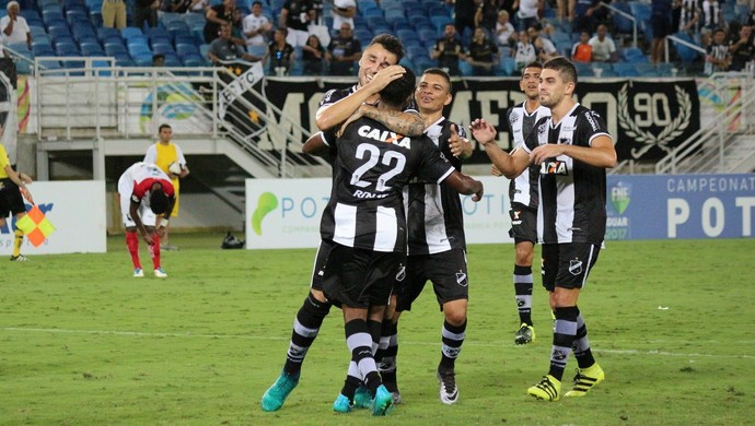 Marques ABC Santa Cruz de Natal gol comemoração (Foto: Andrei Torres/ABC)