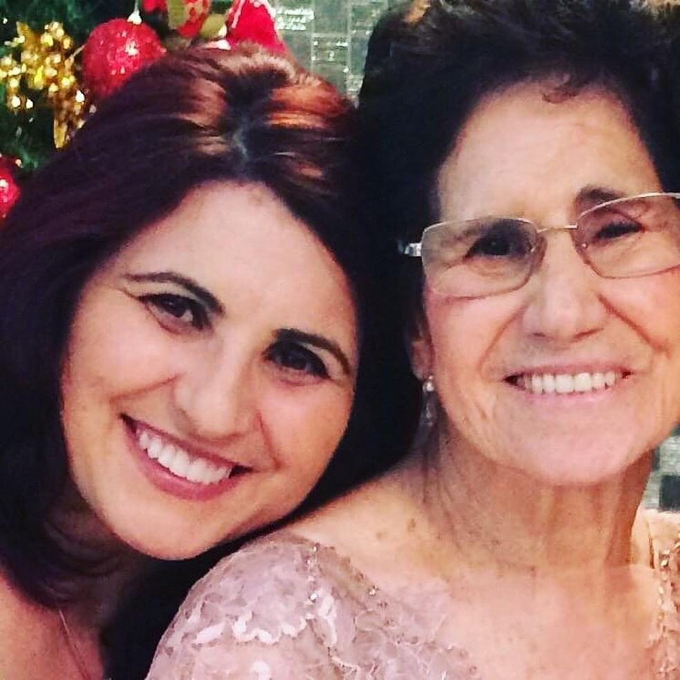 Jucimara Tomazi com a mãe Dina Márcia Santos Silva — Foto: Aquivo pessoal