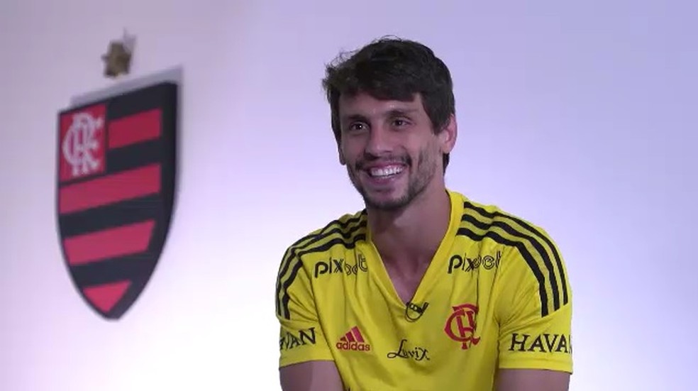 Rodrigo Caio volta a sorrir. Por ele e pelas vitórias de Nadal — Foto: GloboEsporte