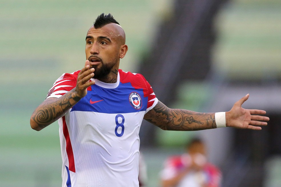 Arturo Vidal, meio-campista do Chile, não vai encarar Argentina e Bolívia — Foto: Getty Images