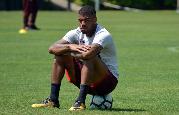 Empresário propõe troca a Corinthians e São Paulo: Lucca por Júnior Tavares