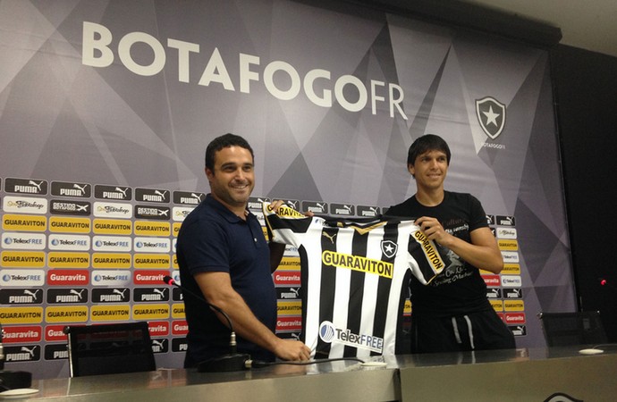 Zeballos Apresentação Botafogo (Foto: Reprodução)