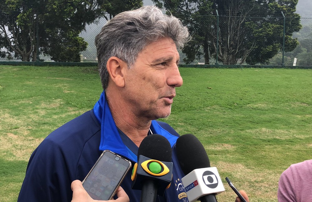 Renato brinca sobre curso da CBF promover atraso em renovação com Grêmio: Estou aqui no Alcatraz