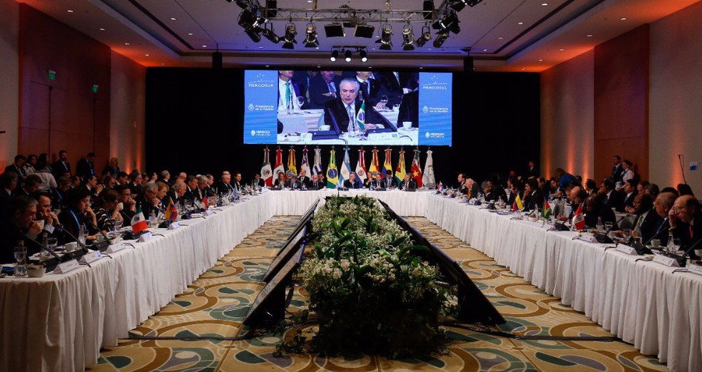 Chefes de Estado do Mercosul se reúnem nesta sexta-feira (21) na Argetina (Foto: Reprocução/ Twitter/ Michel Temer)