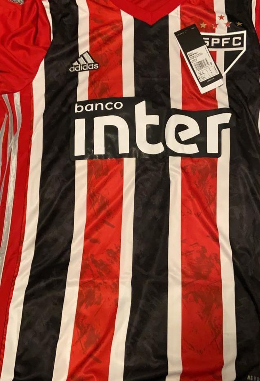 Nova camisa tricolor do São Paulo — Foto: Reprodução