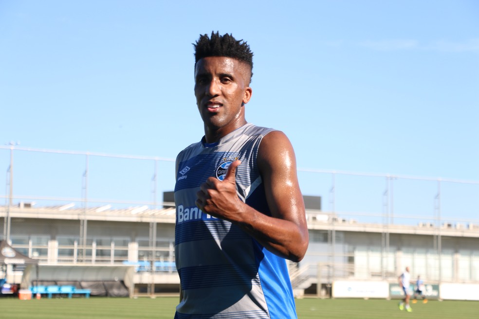 Bruno Cortez voltou aos treinos (Foto: Eduardo Moura)