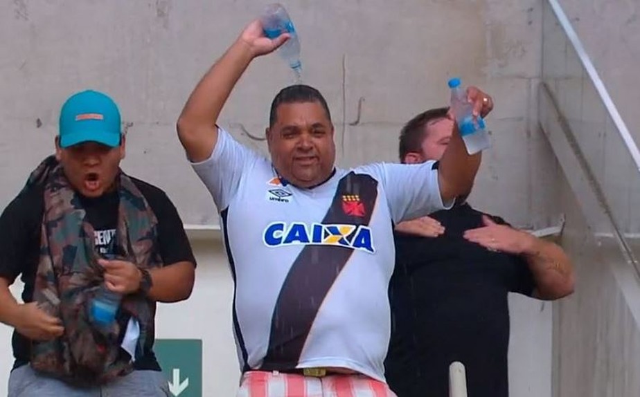 Vasco Entra No Z4 E Piadas Bombam Na Internet Veja Os Memes