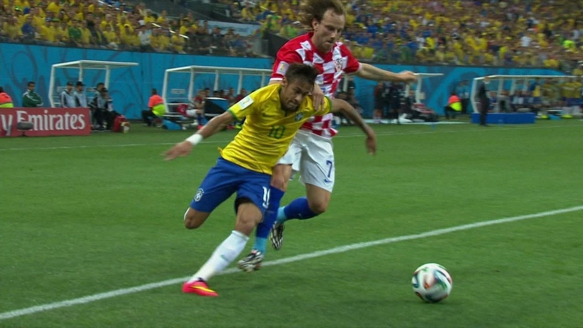 Brasil x Croácia teve gol de bico, dois de Neymar e pênalti polêmico em