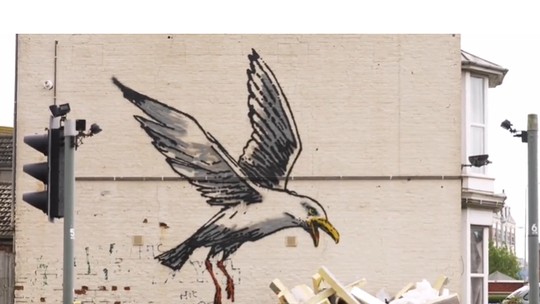 Casal paga R$ 1,2 milhão para remover mural de Banksy: "Pesadelo"