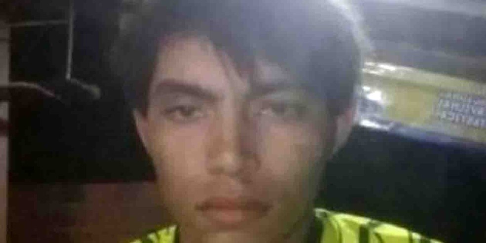 Hamilton Cesar Lima Bandeira, de 23 anos, foi morto por policiais por estar fazendo ameaças e apologia ao crime — Foto: Arquivo pessoal