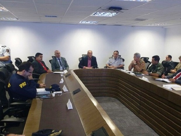 Reunião aconteceu na manhã desta quarta (24) com representantes da Sesed, MP e TRE/RN (Foto: Governo do RN/Divulgação)