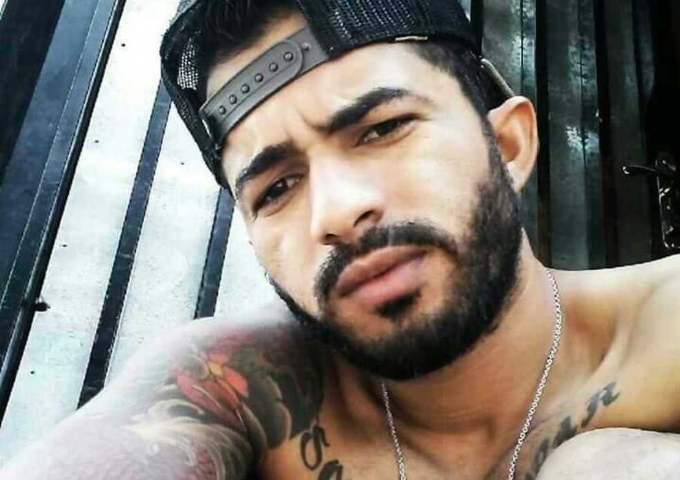 O auxiliar de pedreiro Eugnio Pereira dos Santos, de 30 anos, foi esfaqueado e morto em Serrana (SP)  Foto: Reproduo/Facebook