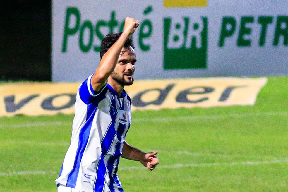 Norberto voltou à condição de titular — Foto: Ailton Cruz/Gazeta de Alagoas